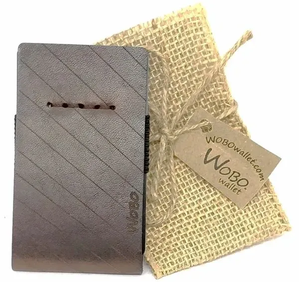 Slim leather wallet with tag